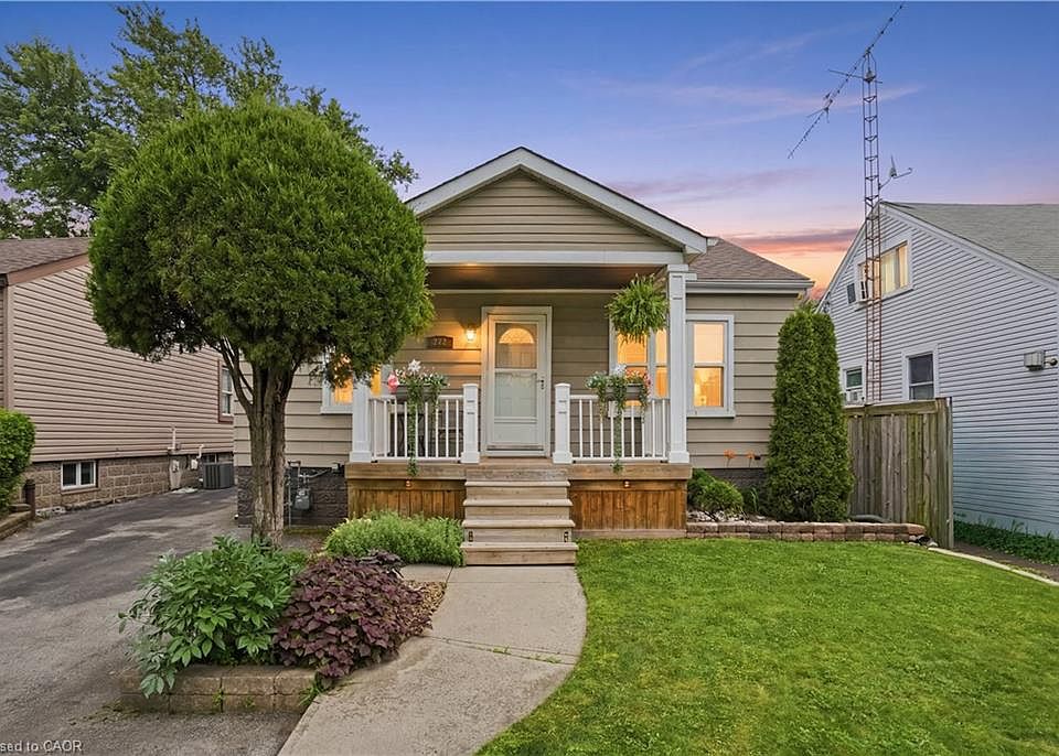 1st image of 272 Adeline Ave