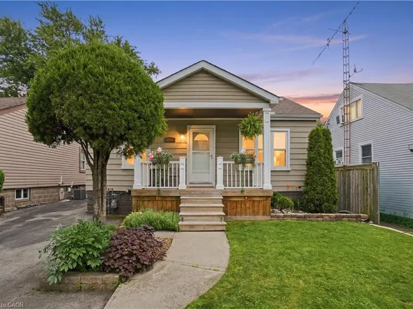 272 Adeline Ave, Hamilton, ON L8H 5V3