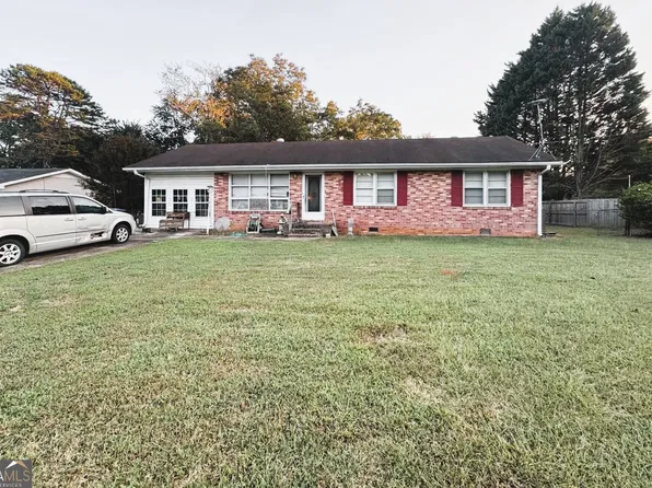 261 Nancy St, Winder, GA 30680