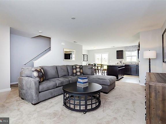 5th image of 11444 Buckingham Dr