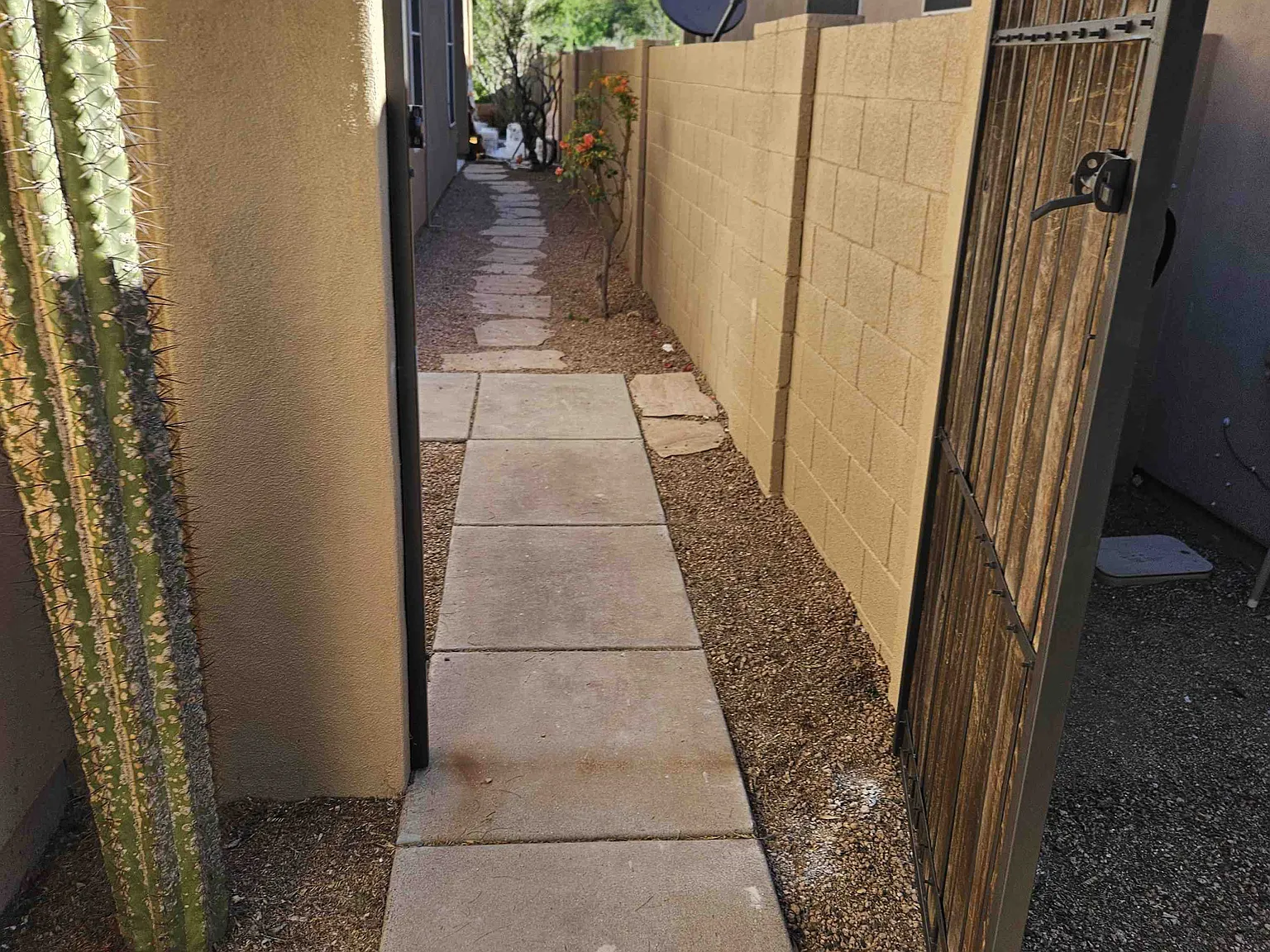 3 bed, 2.5 bath, 2343 sqft, $3,600 — Photo 3