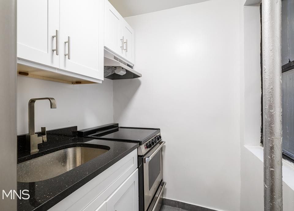1st image of 204 W 133rd St APT 1E