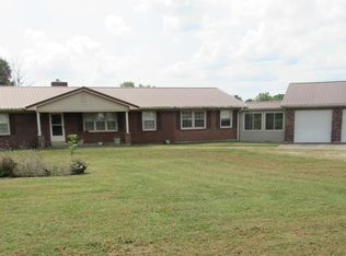 5960 Van Meter Rd, Winchester, KY 40391