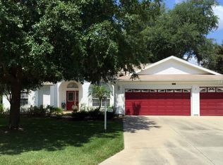 25711 Whisper Oaks Rd, Leesburg, FL 34748