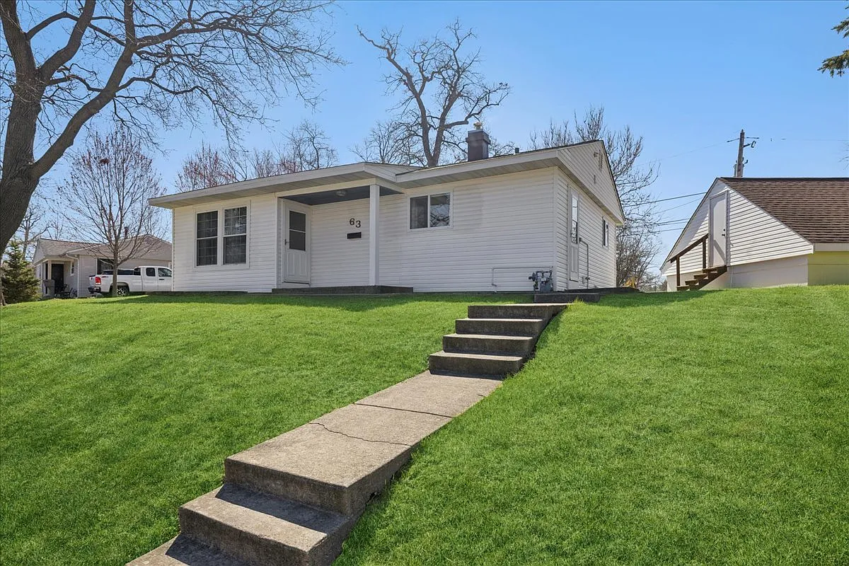 63 Wren Rd photo 1