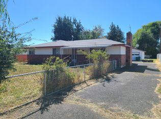 5060 Harlan Dr, Klamath Falls, OR 97603