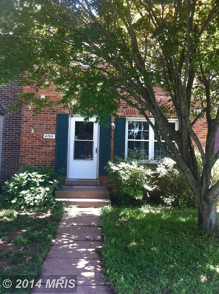 3 bed, 3.5 bath, 1742 sqft, $1,475 — Photo 2