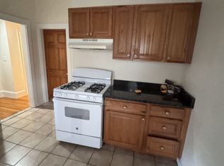 8 Dudley St, Cambridge, MA 02140