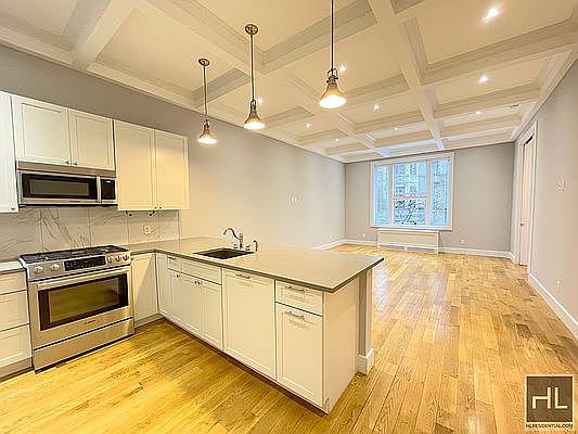 2nd image of 252 W 76th St #4AB