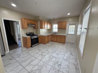 18-20 Wolcott St #1, Malden, MA 02148