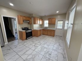 18-20 Wolcott St, Malden, MA