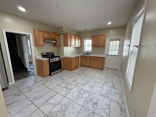 18-20 Wolcott St #1 Photo 1