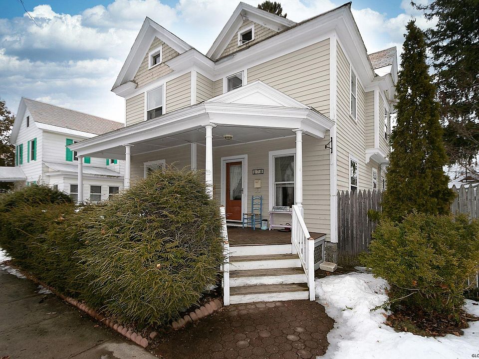 1st image of 7 Kenworthy Ave
