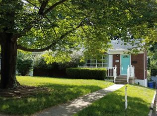 2065 Rebel Rd, Lexington, KY 40503