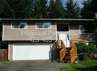 10716 NE 143rd Pl, Kirkland, WA 98034