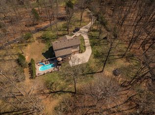 2056 Hidden Cove Dr, Greenbrier, TN 37073