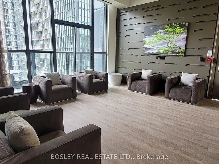 101 Charles St E #4709 — Photo 13