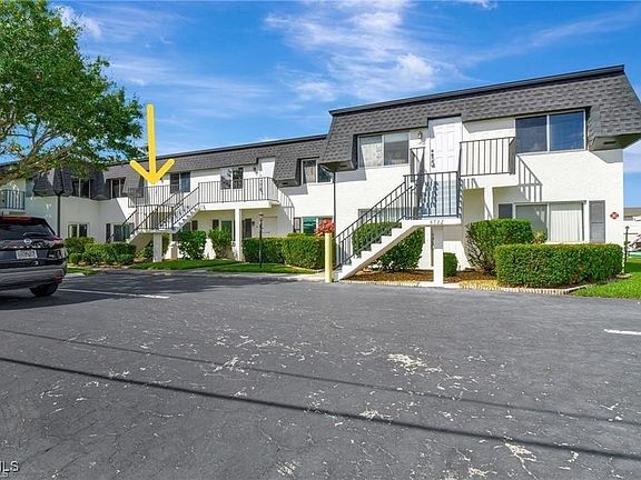 4th image of 4722 SE 1st Pl APT 12