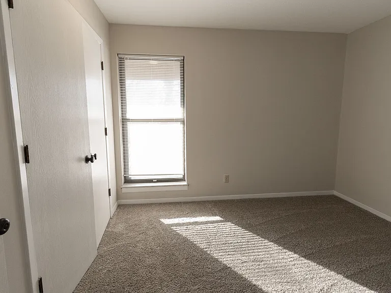 1607 Richardson St — Photo 5