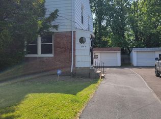 25070 Treadwell Ave, Euclid, OH 44117