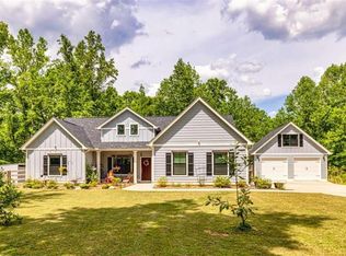 104 Robin Rd, Brooks, GA 30205