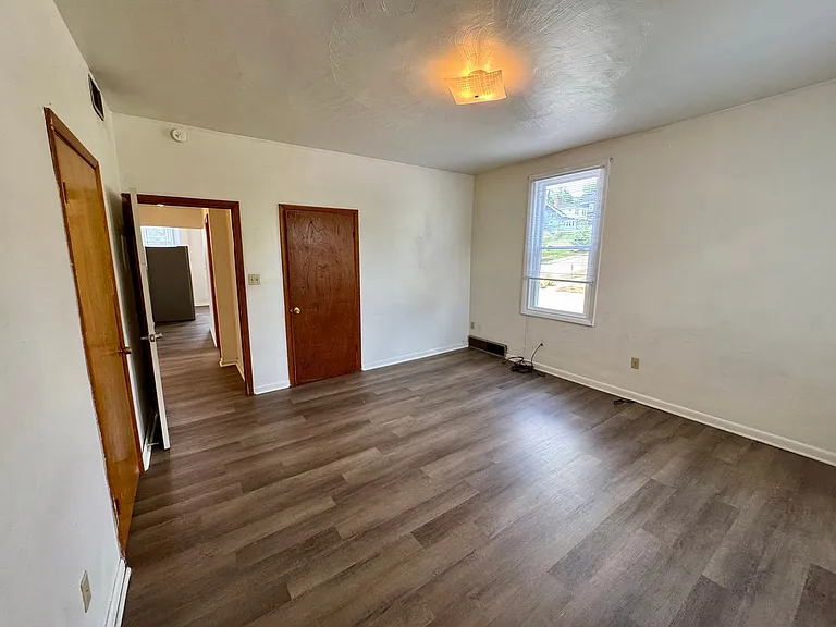 212 North Highland Avenue — Photo 18