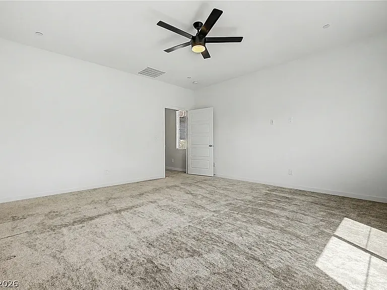 481 Daphne Ter — Photo 26