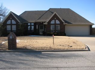 2318 NE 9th St, Lawton, OK 73507
