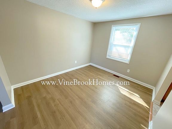 4th image of 2840 N Pawnee Dr