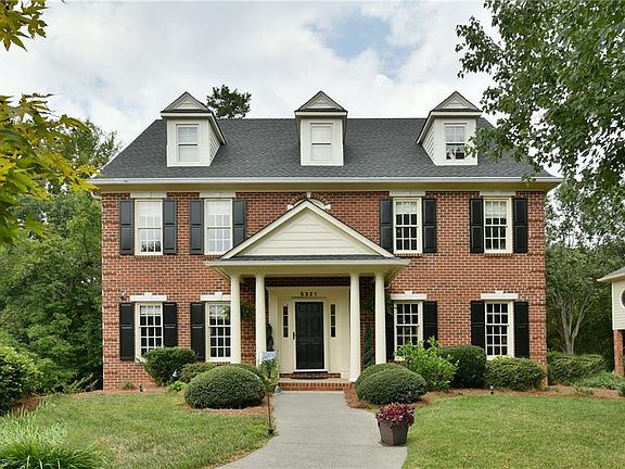 2nd image of 5321 Fairburn Dr