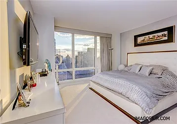 Sold by (Legacy) Elegran