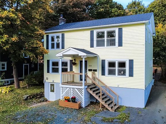 2nd image of 102 Topsail Road