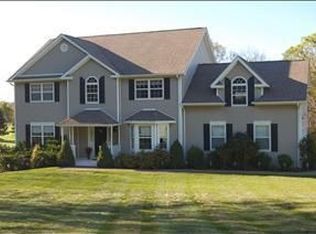 5 Gabriels Path, Poughquag, NY 12570