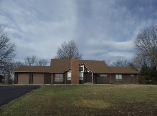 250 High St., Brookfield, MO 64628