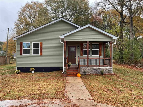 27 Beattie St, Laurens, SC 29360