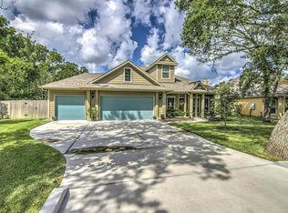 601 N Kansas Ave, League City, TX 77573