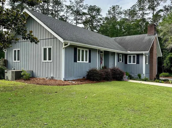 71 Mansfield Dr, Hawkinsville, GA 31036