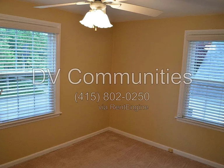 23805 E Groveland Rd — Photo 16