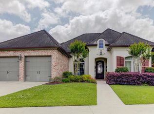 135 Queensberry Dr, Lafayette, LA 70508