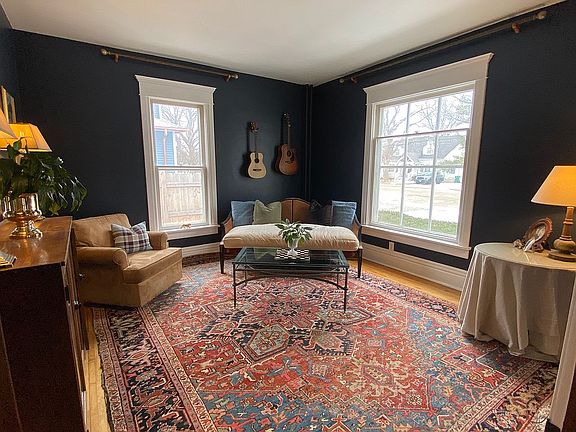 3rd image of 408 S Lake St