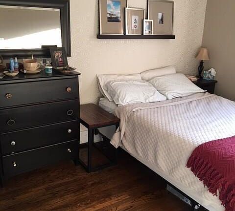 3rd image of 1849 W Cornelia Ave #3F