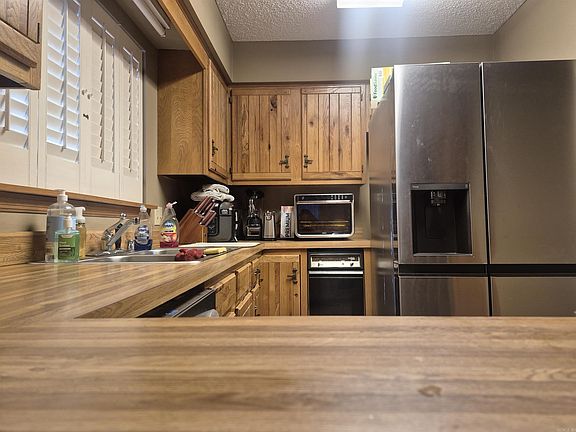 5th image of 310 Kleinshore Rd APT C4
