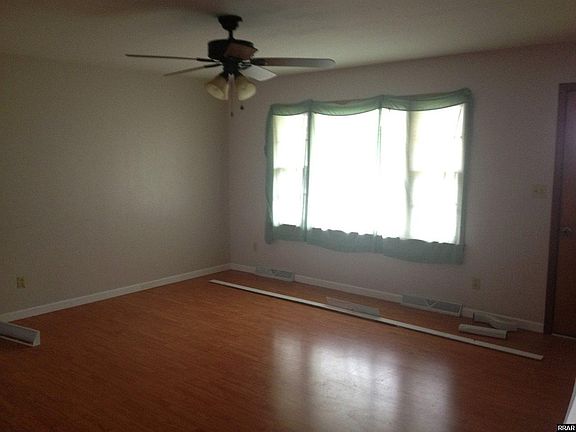 4th image of 2901 Lynn St