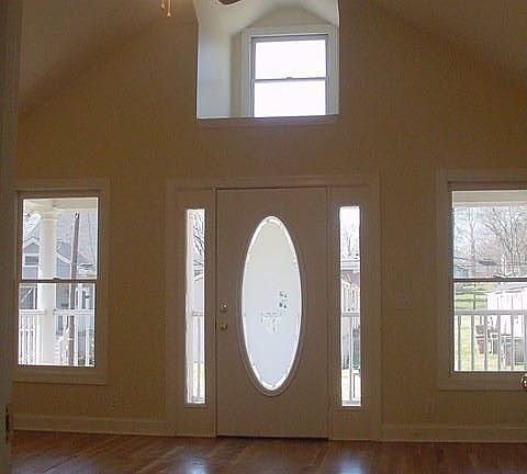 Master bedroom with access to balcony