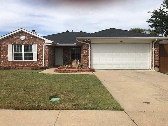 2nd image of 1006 Windymeadow Ln