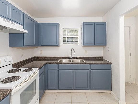 5th image of 31128 Lochmore Cir
