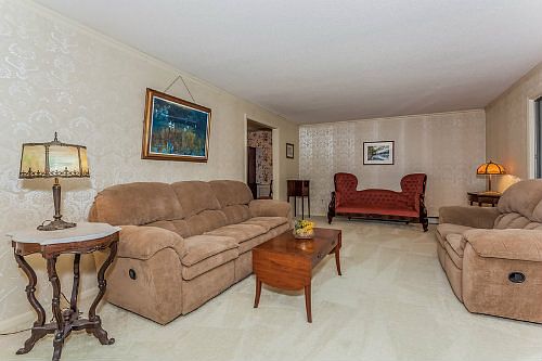 Living Room - Wallpaper Rem...