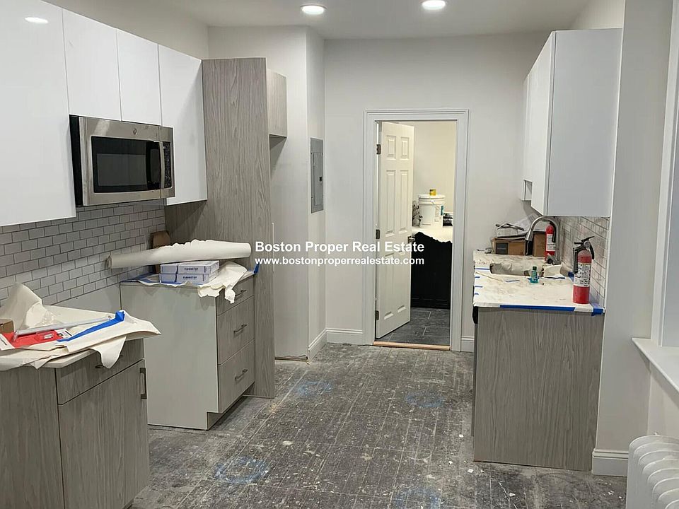 2nd image of 31 Temple St #21