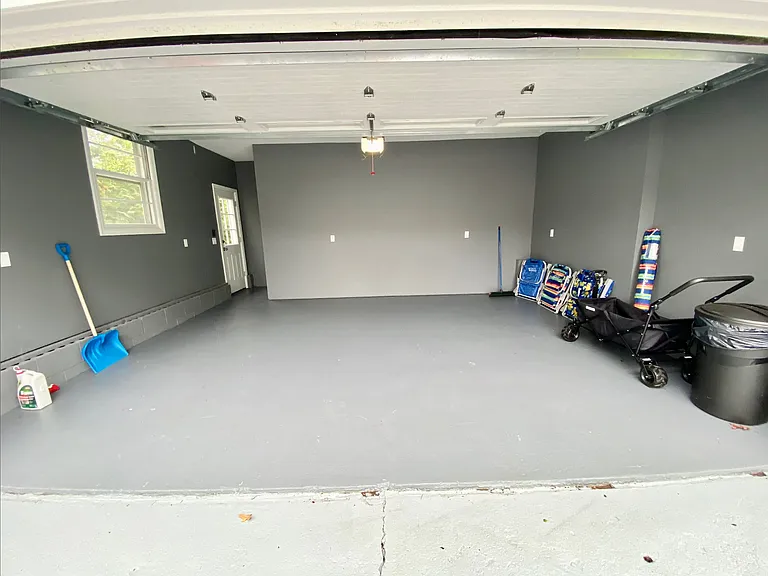 211 Longneck Blvd — Photo 15