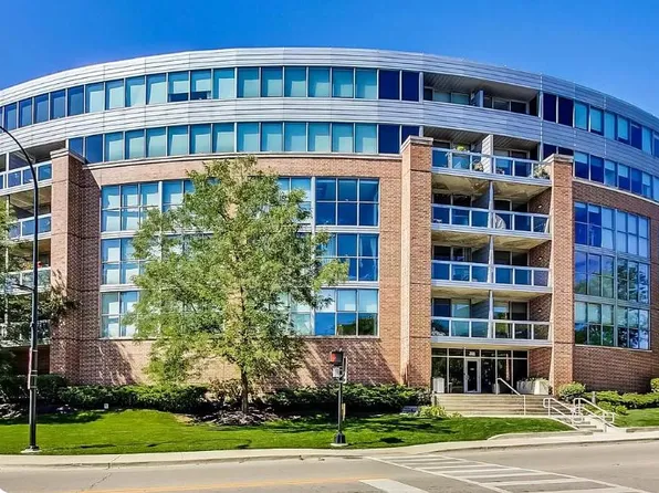 1228 Emerson St Unit 404, Evanston, IL 60201